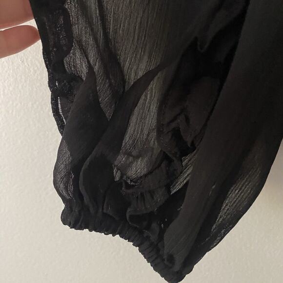 5/$25 CeCe Ruffle Sheer Lined Button Up Black Dressy Blouse Top Size XS - Picture 5 of 7